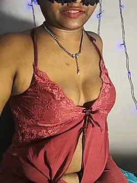 DIRTYSECRET_QUEEN_07 Chat XXX in diretta