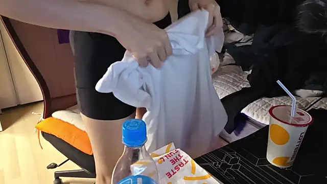 XXX chat uživo modela 016giy