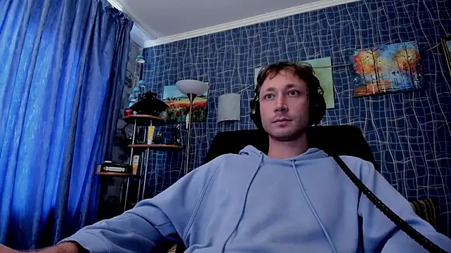 XXX chat uživo modela CuteBoy228
