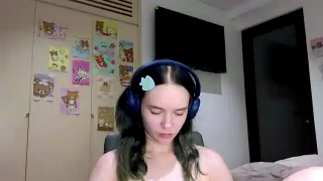 Error404_AliceNotFucked_ Adlı Modelin Canlı XXX Sohbeti