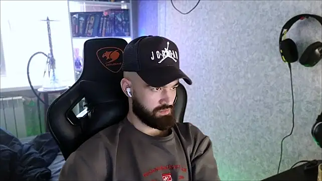 XXX chat uživo modela _Serious_Man