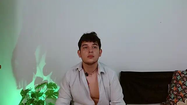XXX chat uživo modela Squishballs