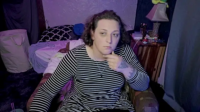 Abagail_soft Adlı Modelin Canlı XXX Sohbeti