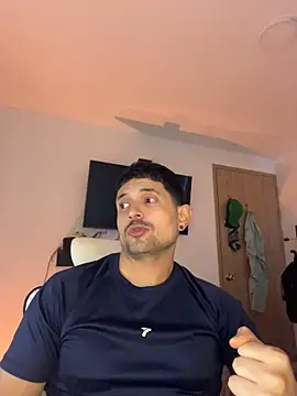 XXX chat uživo modela TroyeKnight