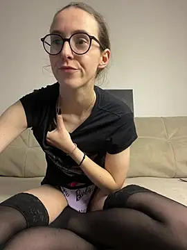 Czat XXX na żywo – MartiniiSelenna