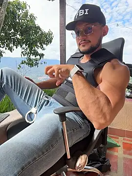 Marco_Vega's Live XXX Chat