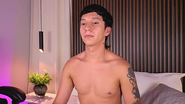 XXX chat uživo modela JacoboSwam