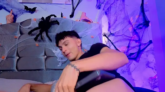 Axel_Ryder élő XXX-chatje