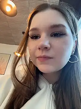 PumaShyXD Adlı Modelin Canlı XXX Sohbeti