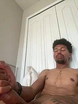 BigPrettyDick777n Live XXX chat
