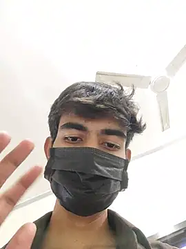 Chat +18 de its_coco72 ao vivo