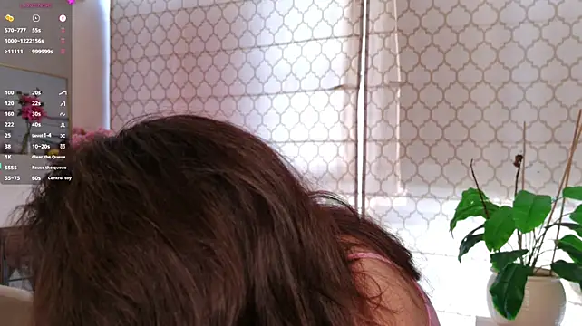 دردشة IndomitableMaid الجنسية المباشرة