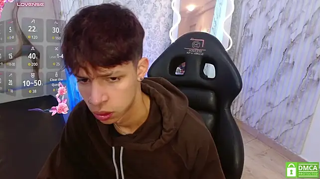 OLIIVER_TAY Webcam Show