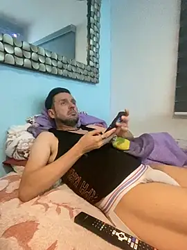 Alexitho25 Adlı Modelin Canlı XXX Sohbeti