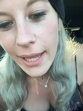 XXX chat uživo modela JessyLey