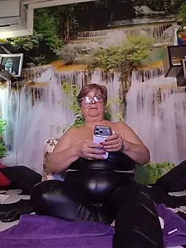 QueenPammy1n Live XXX chat