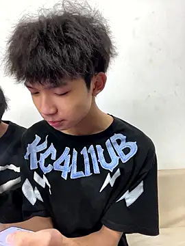 -OvO- Live XXX-chat