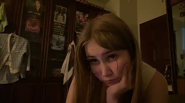 MileyRRoys live XXX chat