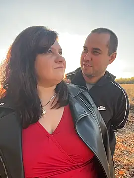 Pokazy przed kamerką – Big--tits