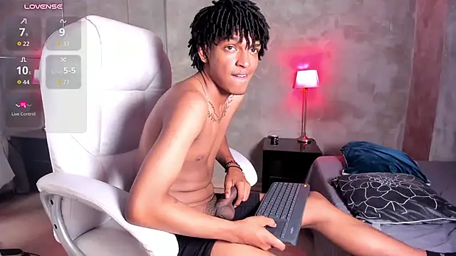 Raymond_steel Chat XXX live