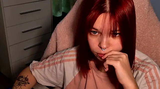 ValBae Adlı Modelin Canlı XXX Sohbeti