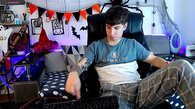 ThomasEdisonn – Naživo XXX chat
