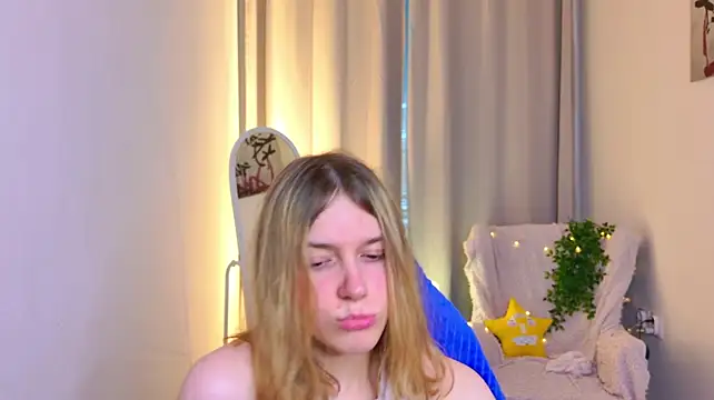 MilanaRayy Live XXX-chat