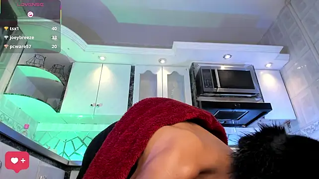 Онлайн чат XXX Riley_Blue