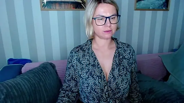 MonaLisaG Live XXX-Chat