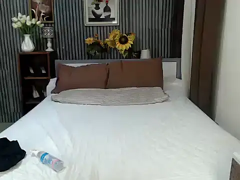 XXX chat uživo modela xAsianTOPModelx