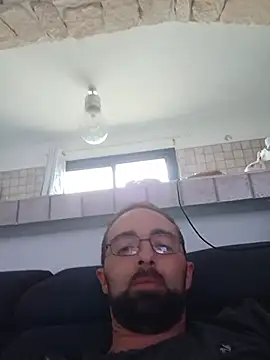 Pourcochonne2A's Live XXX Chat