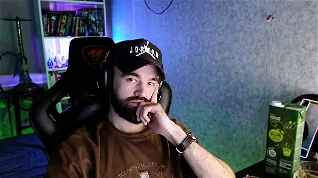 _Serious_Man Chat XXX in diretta