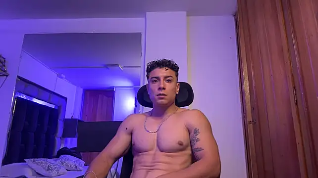 Онлайн чат XXX MR_MUSCLE