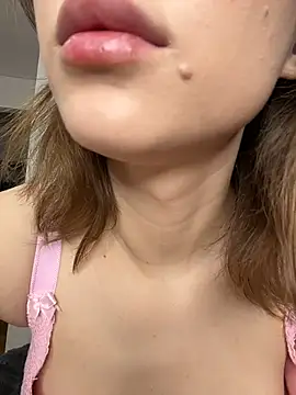 LunaLun Live XXX-chat