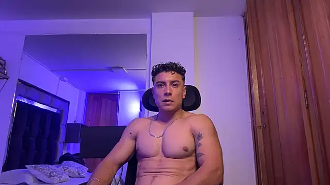 MR_MUSCLEのライブXXXチャット