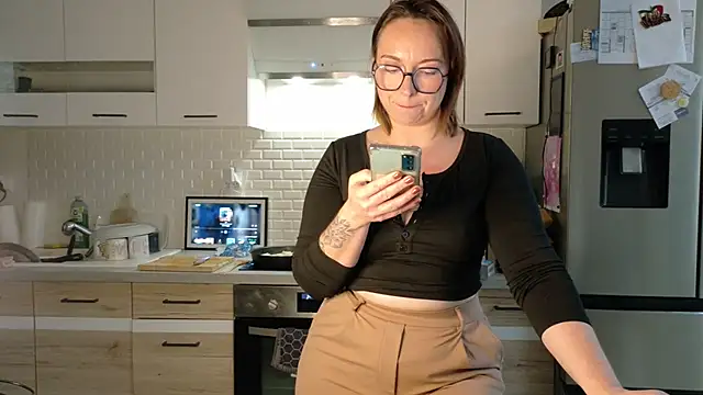 TokyoAna – Naživo XXX chat