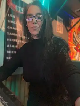 VenusX Adlı Modelin Canlı XXX Sohbeti