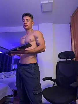 Chat XXX ao vivo de MR_MUSCLE
