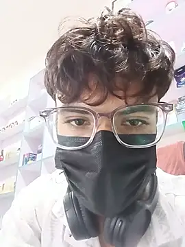 Pertunjukan Kamera Web Hornyboy337