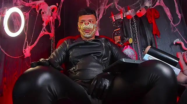 แชท XXX สดของ Master_Connor_BDSM