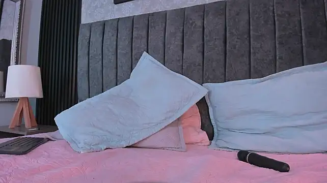 Živý XXX chat Lia_Cherry_7