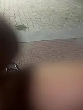 Webkamerová show hottboynill