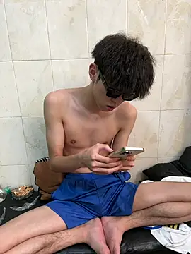 YT_11 Live XXX-chat
