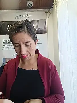 Chat +18 de Valentina--1 ao vivo