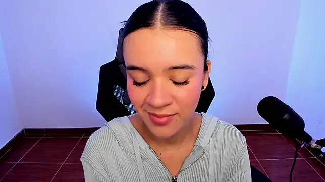 isabellawhitmore: онлайн-секс-чат