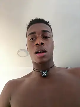 noah_johesn Live XXX chat