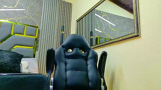 XXX chat uživo modela ALANNFERRER