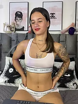 แชท XXX สดของ JuliaColemann