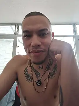 AlphaMasterXxx live XXX chat