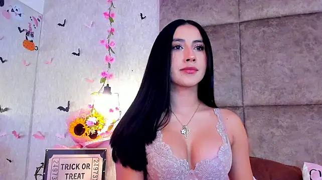 AnyaJay Adlı Modelin Canlı XXX Sohbeti